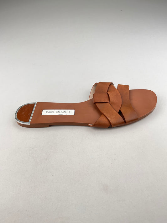 Sandalia Marron Zara Basic
