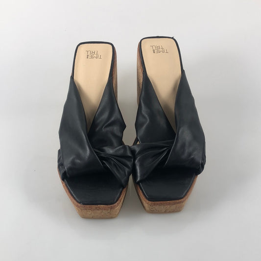 Zapatilla Negro Time and Tru