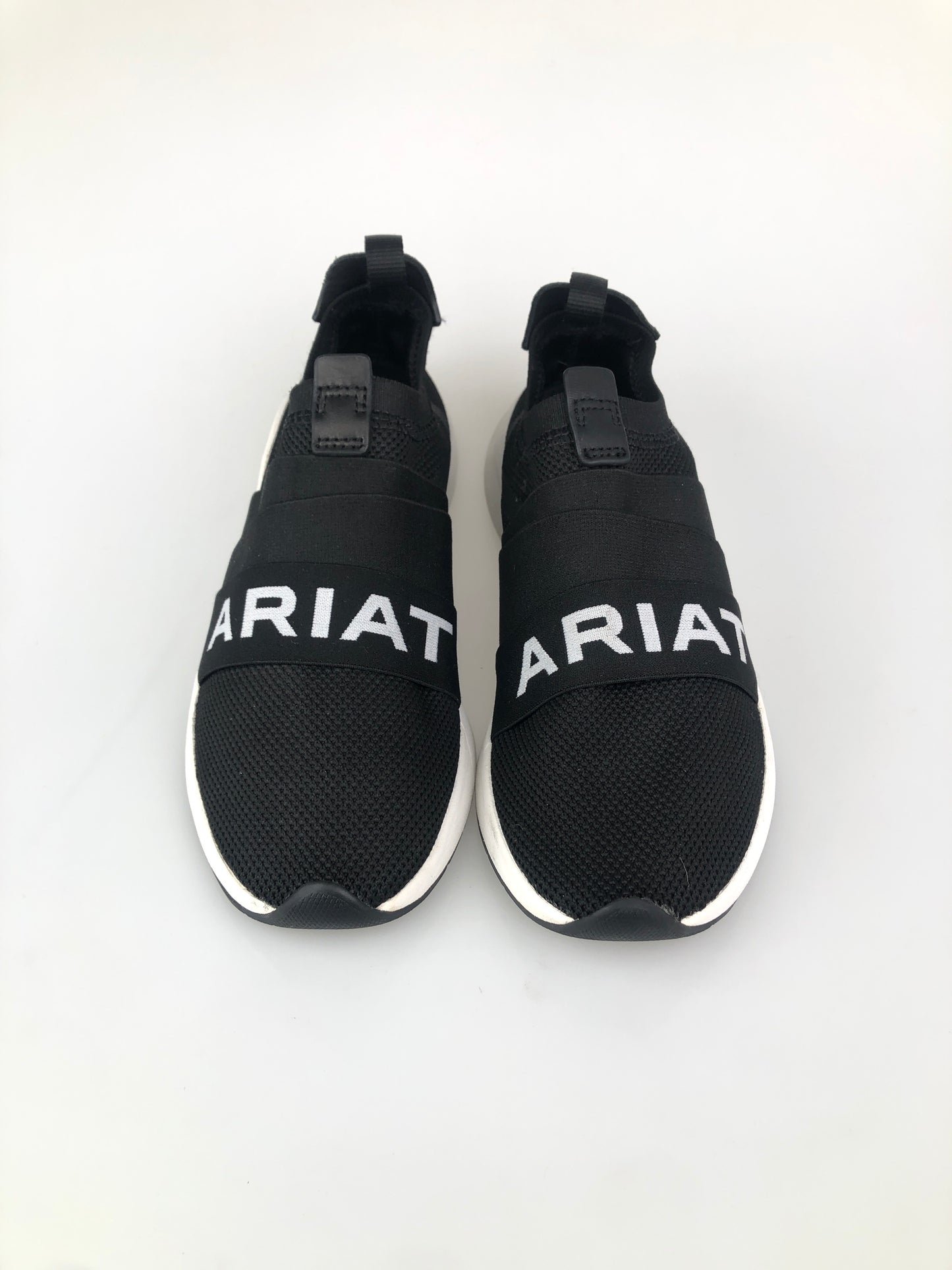 Tenis Negro Deportivo Ariat