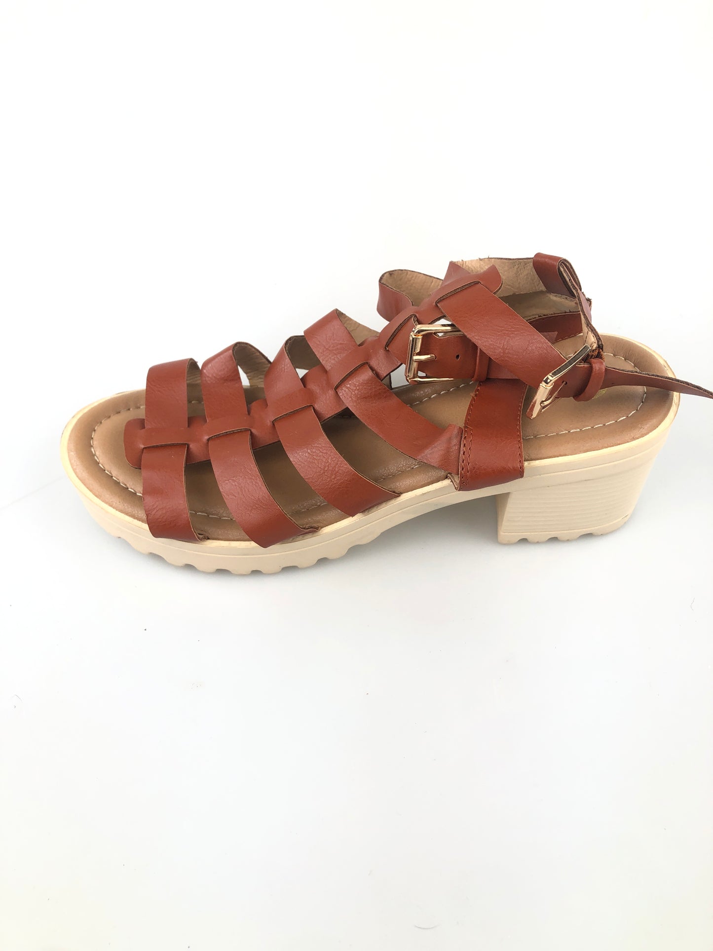 Zapatilla Marron de Tacon Comfont