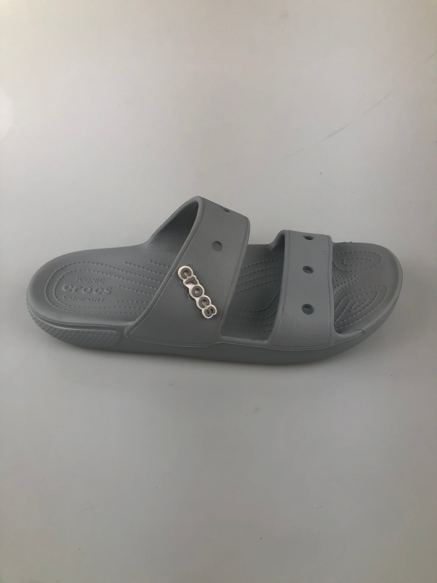 Sandalia Gris Crocs