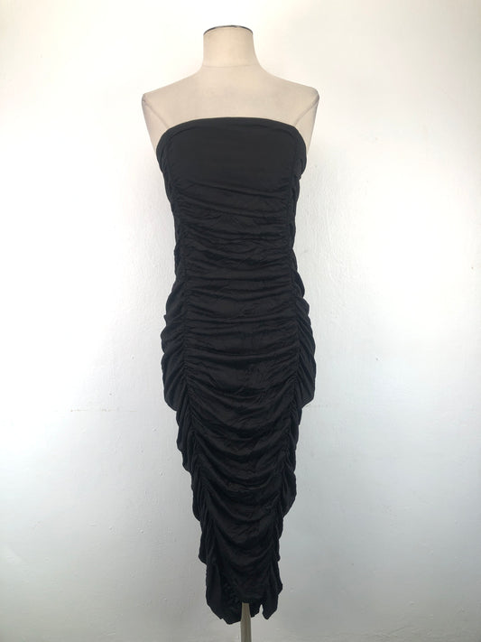 Vestido Negro Forever 21