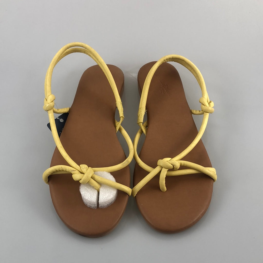 Sandalia Amarillo Universal Thread