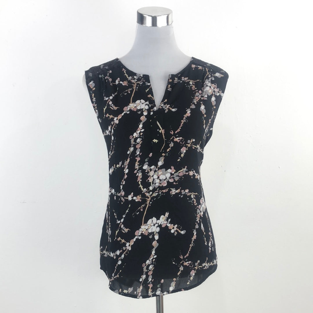 Blusa Negro de Flores Daniel Rainn