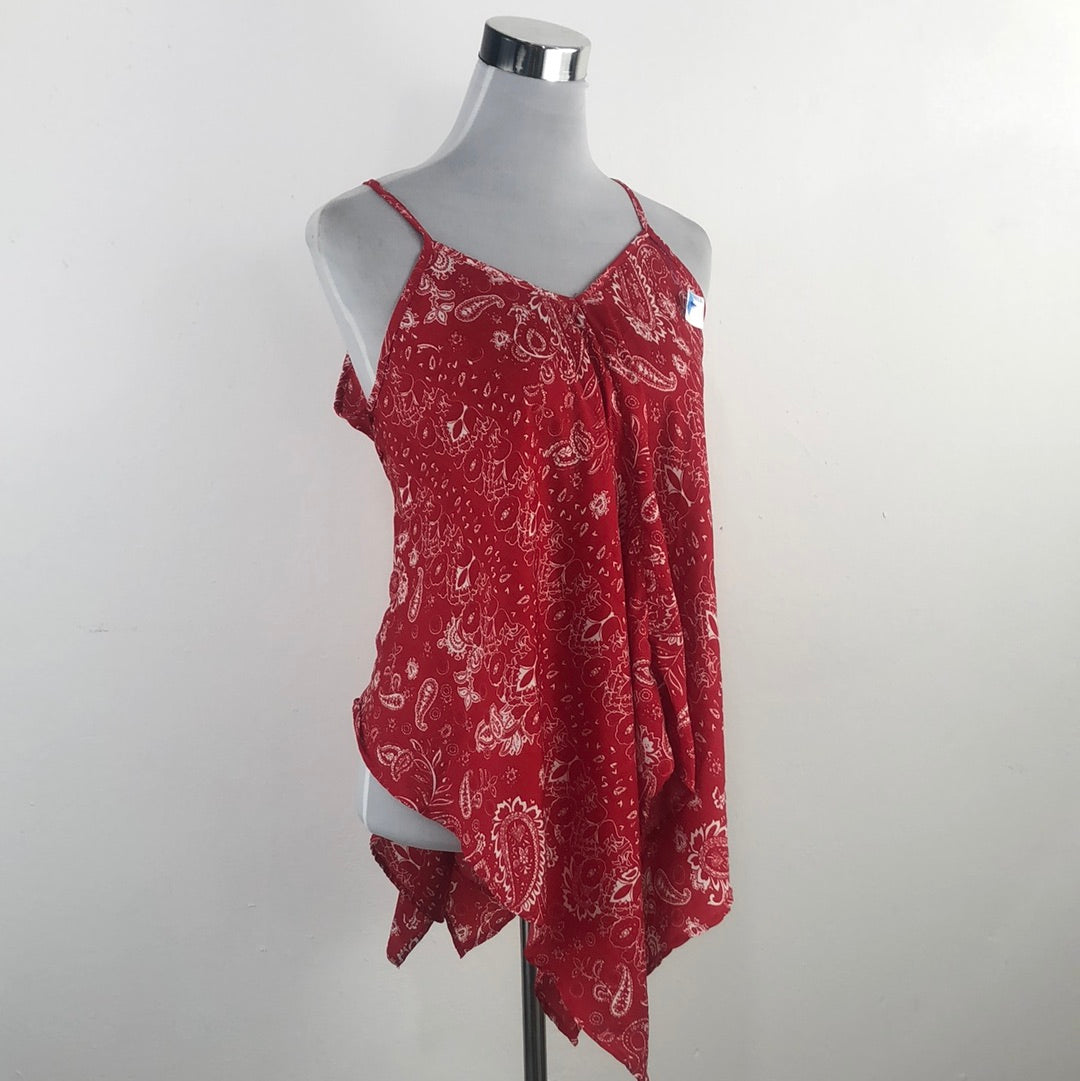 Blusa Rojo de Flores Rebellion