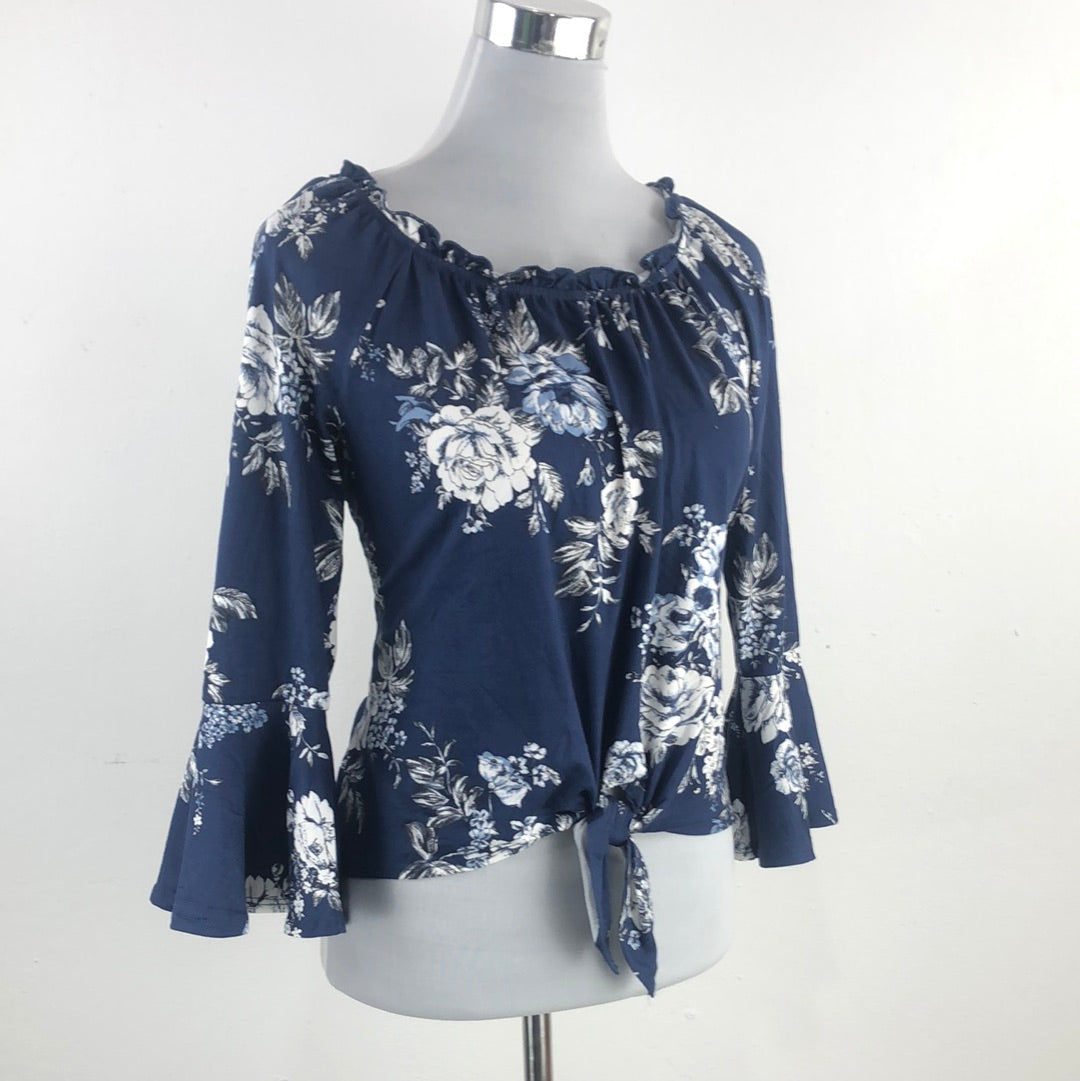 Blusa Azul Marino de Flores