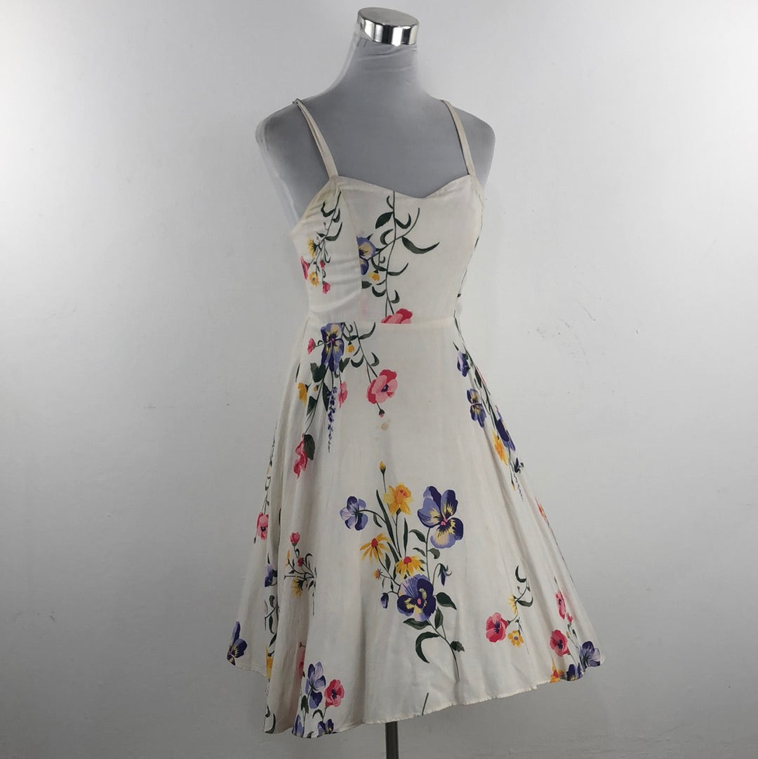 Vestido Blanco de Flores
