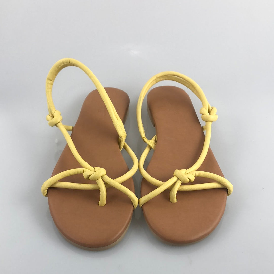 Sandalia Amarillo Universal Thread