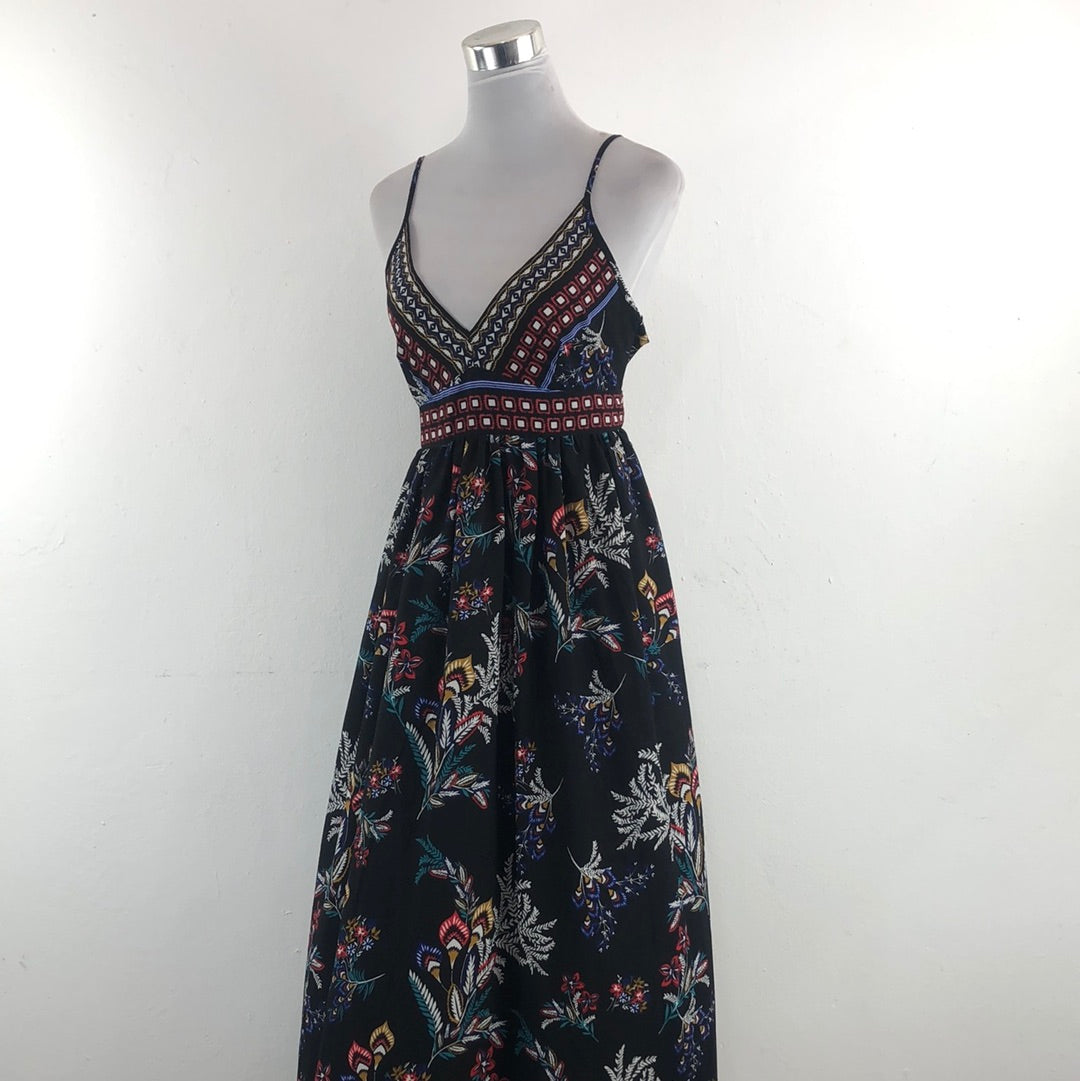 Vestido Negro de Flores
