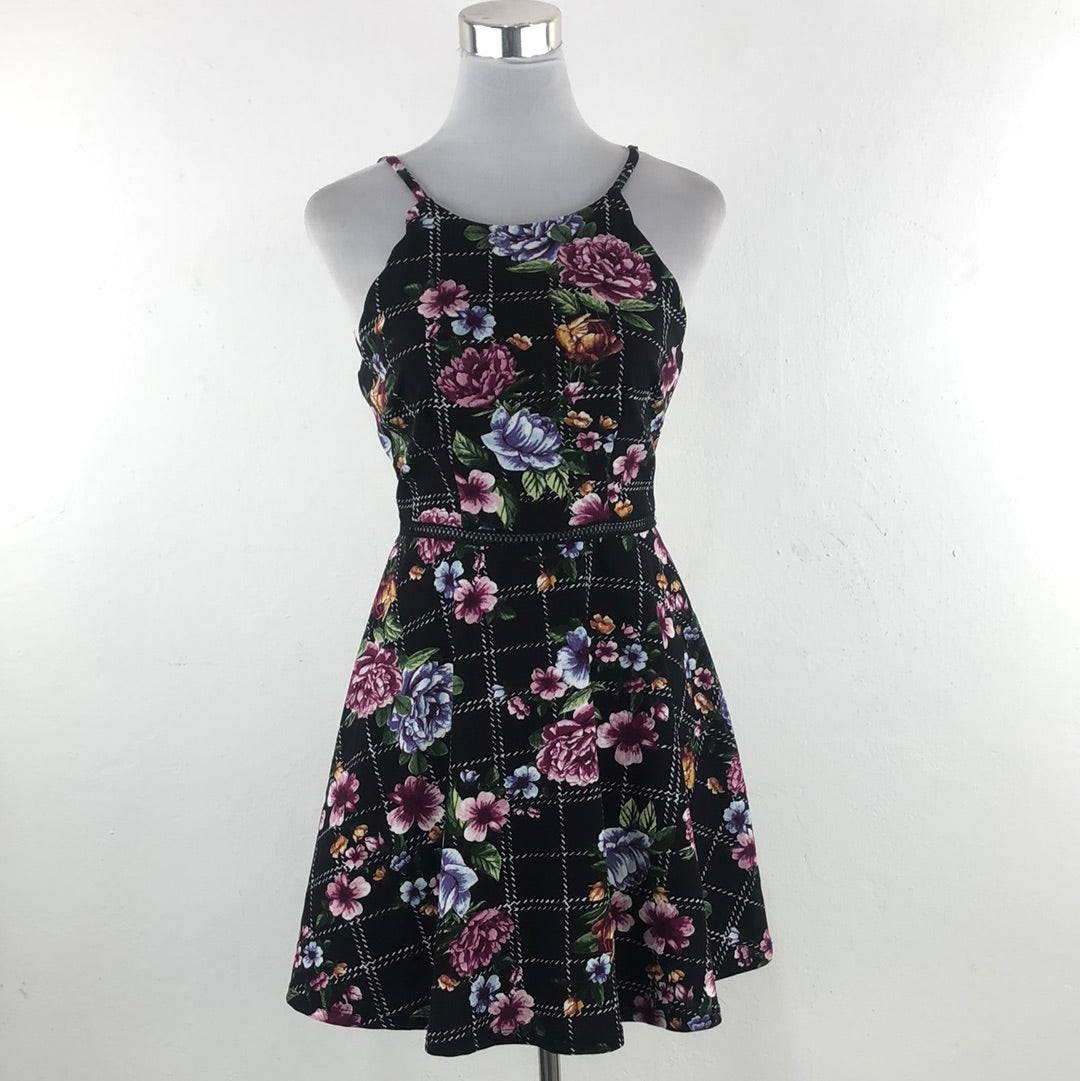 Vestido Negro de Flores BCX Dress
