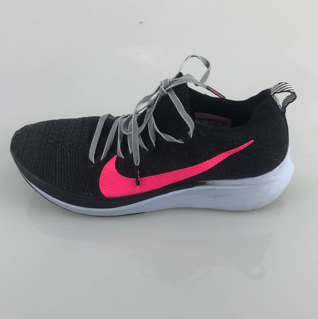 Tenis Negro Racing Nike