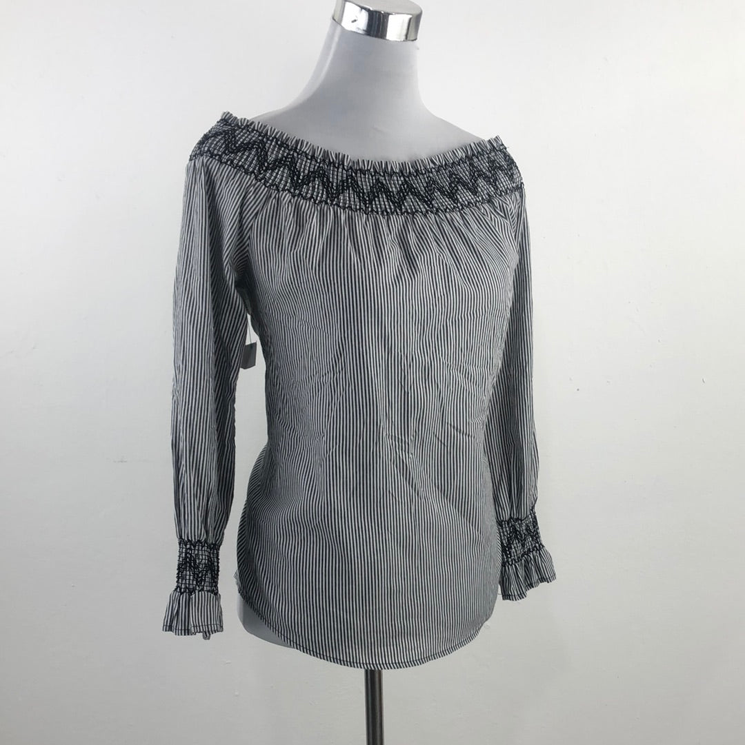 Blusa Negro de Raya E.M