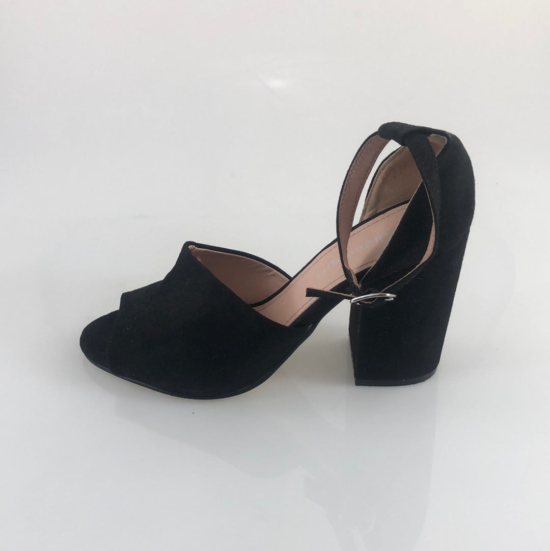 Zapatilla Negro Madden Girl