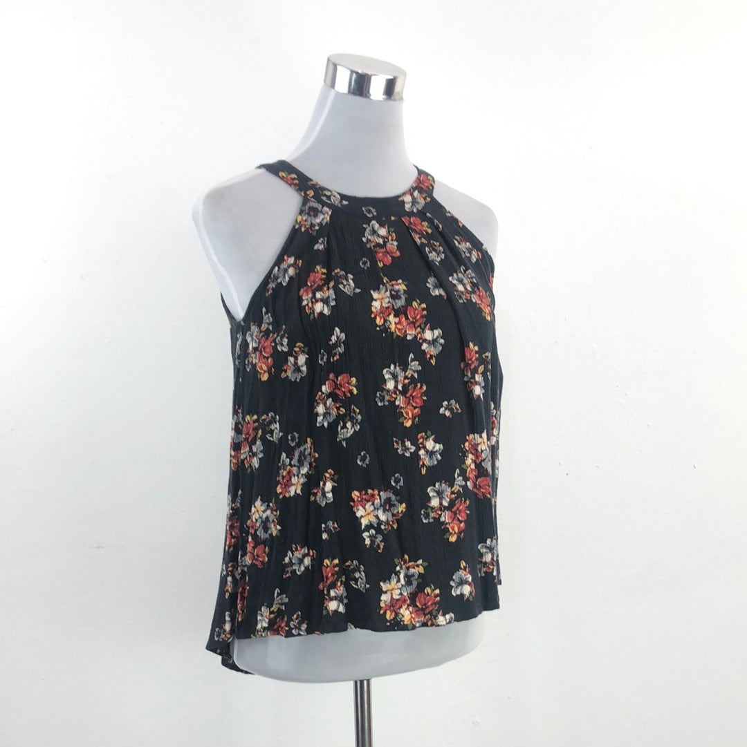 Blusa Negro de Flores Attar'd State