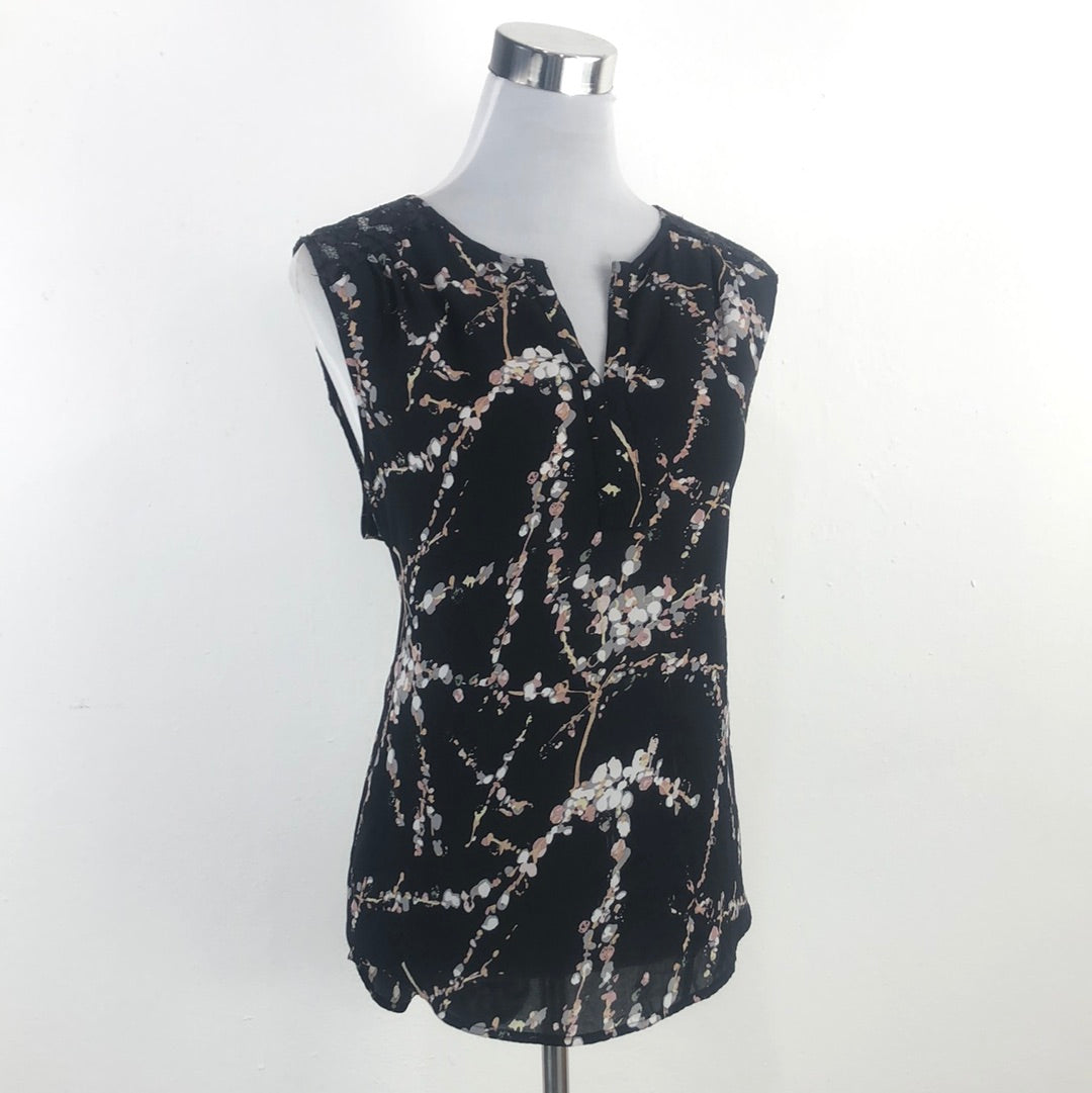 Blusa Negro de Flores Daniel Rainn