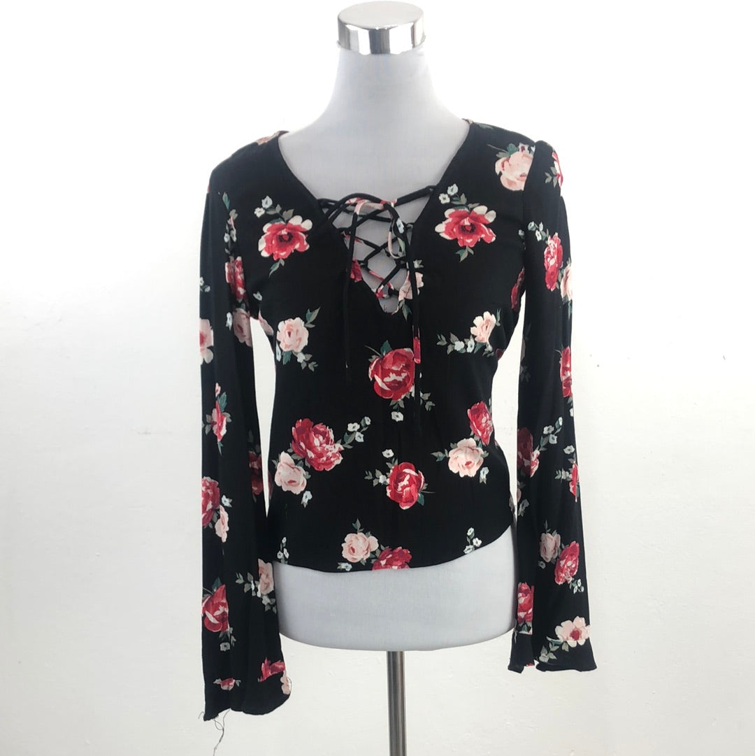 Blusa Negro de Flores Divided