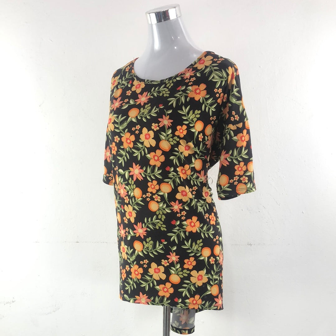 Blusa Negro de Flores Lula Roe