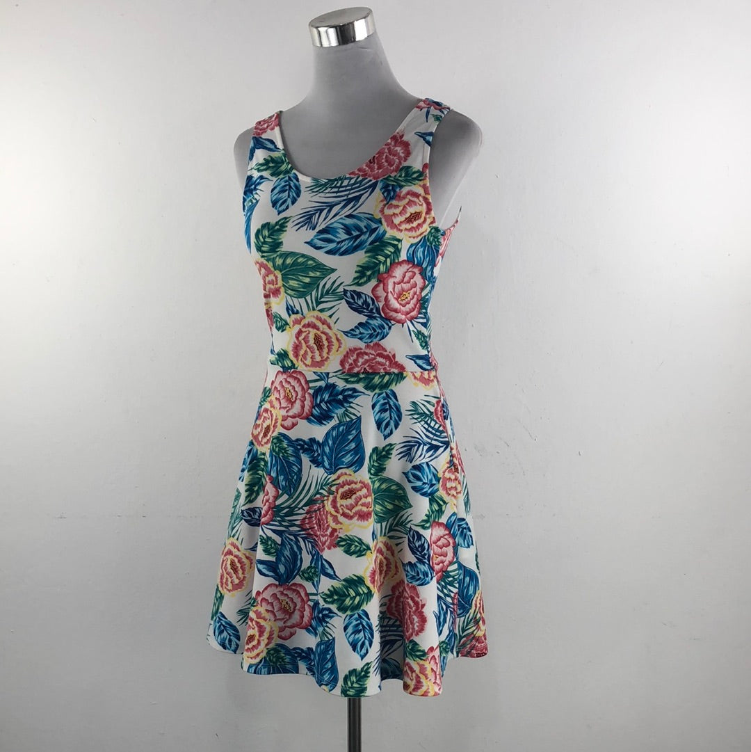 Vestido de Flores Divided