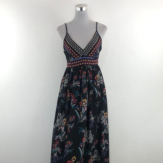 Vestido Negro de Flores