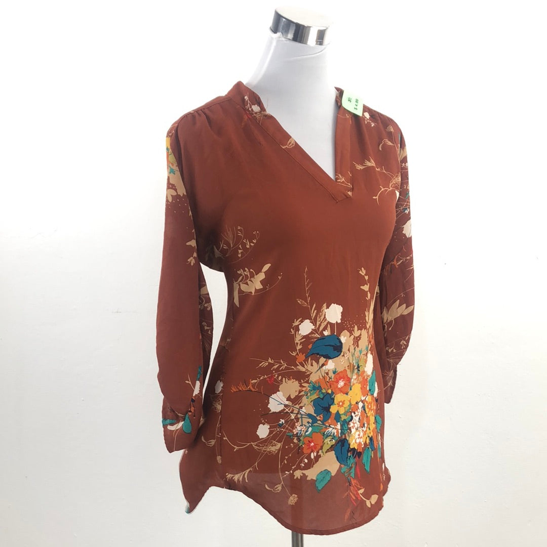 Blusa Marron de Flores Liberty Love