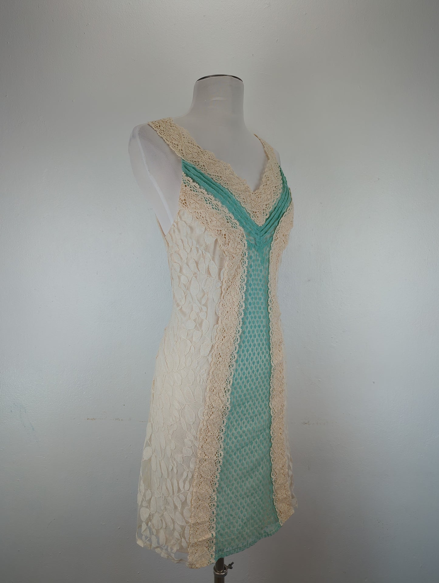 Vestido Crena Floral Ryu