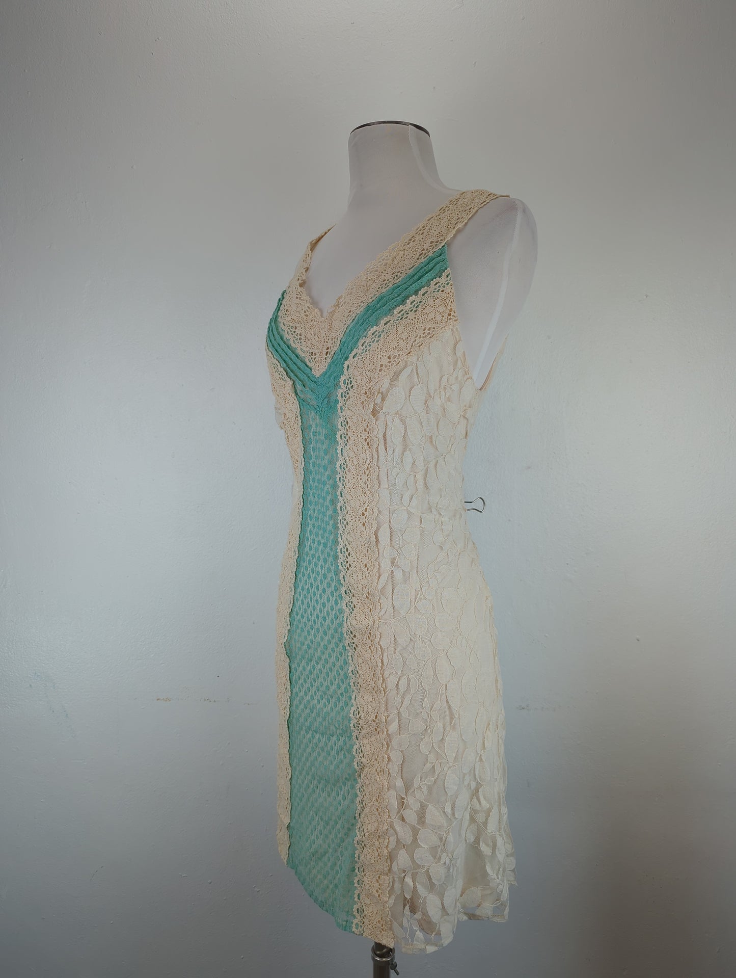 Vestido Crena Floral Ryu