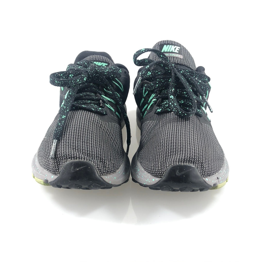 Calzado deportivo gris Nike