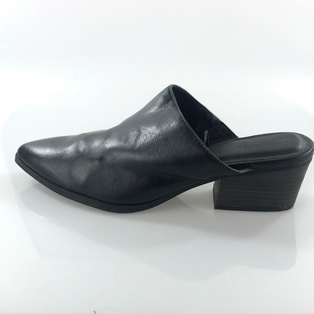 Zapatilla Negro Universal Thnad