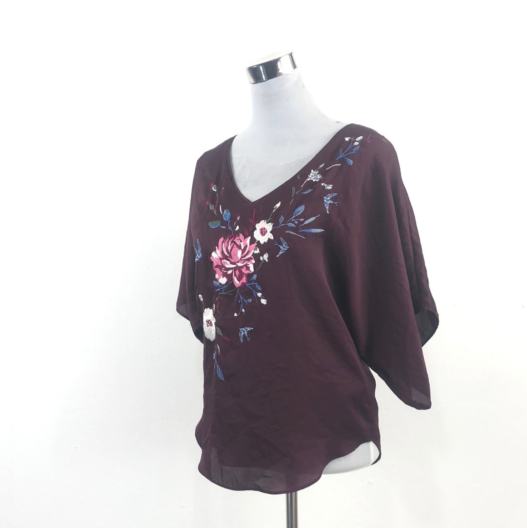 Blusa Rojo Vino White House Black Market