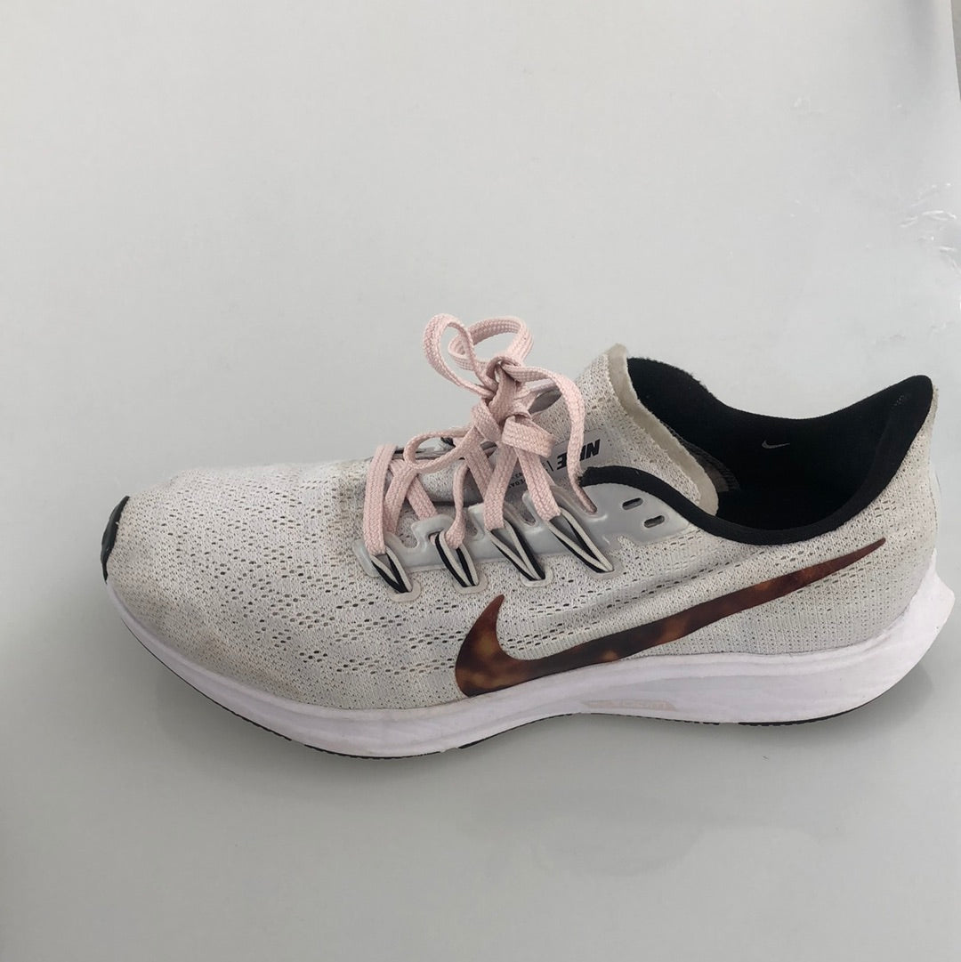 Calzado Deportivo Rosado NIKE