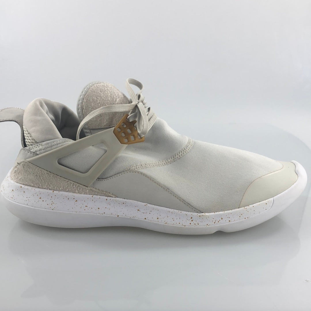 Calzado Deportivo Crema Aire Jordan