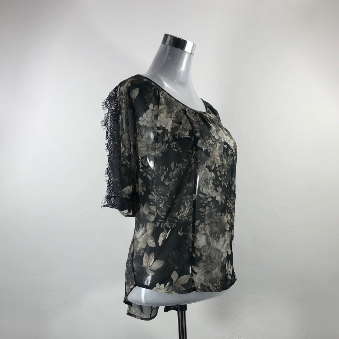 Blusa Gris de Flores Bellatrix