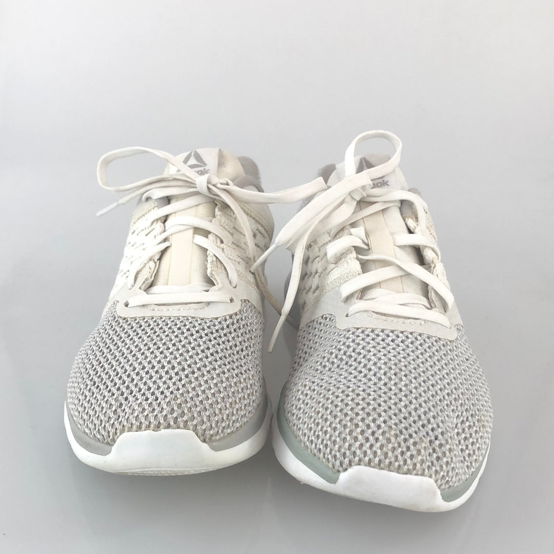 Calzado Deportivo Crema REEBOK