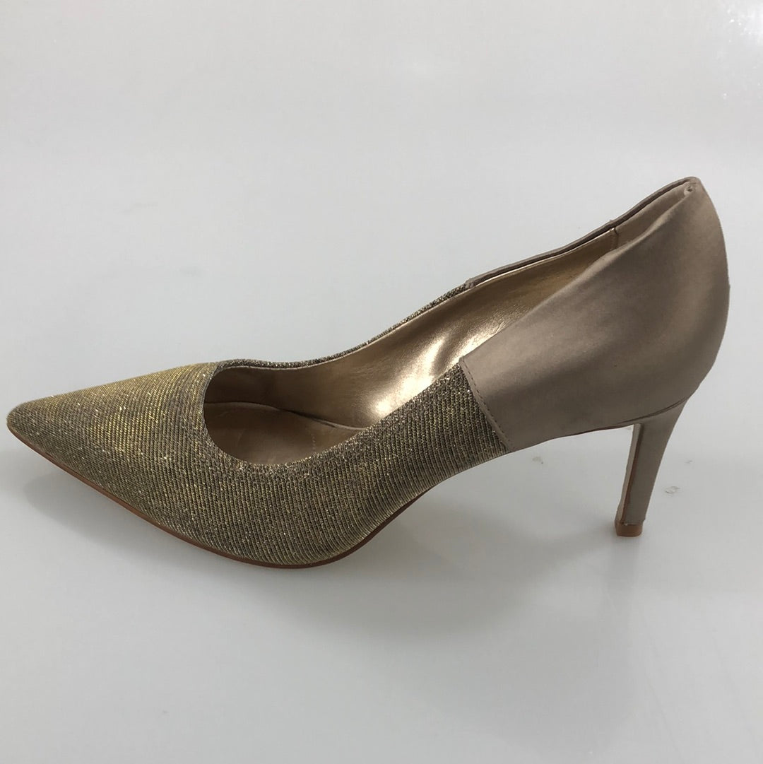 Zapatilla de Brillo Nude Tahari
