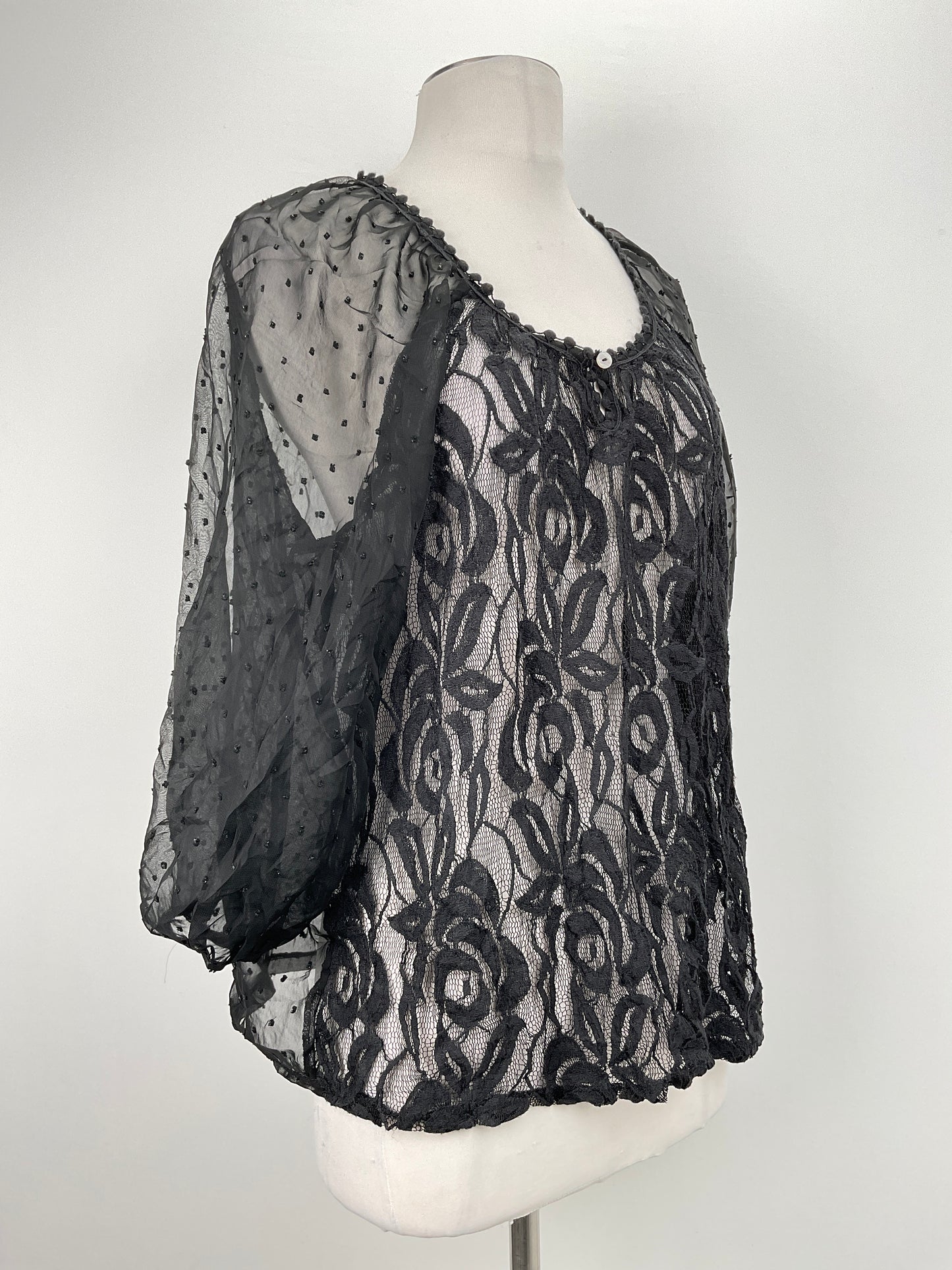 Blusa Negro Floral Style Co