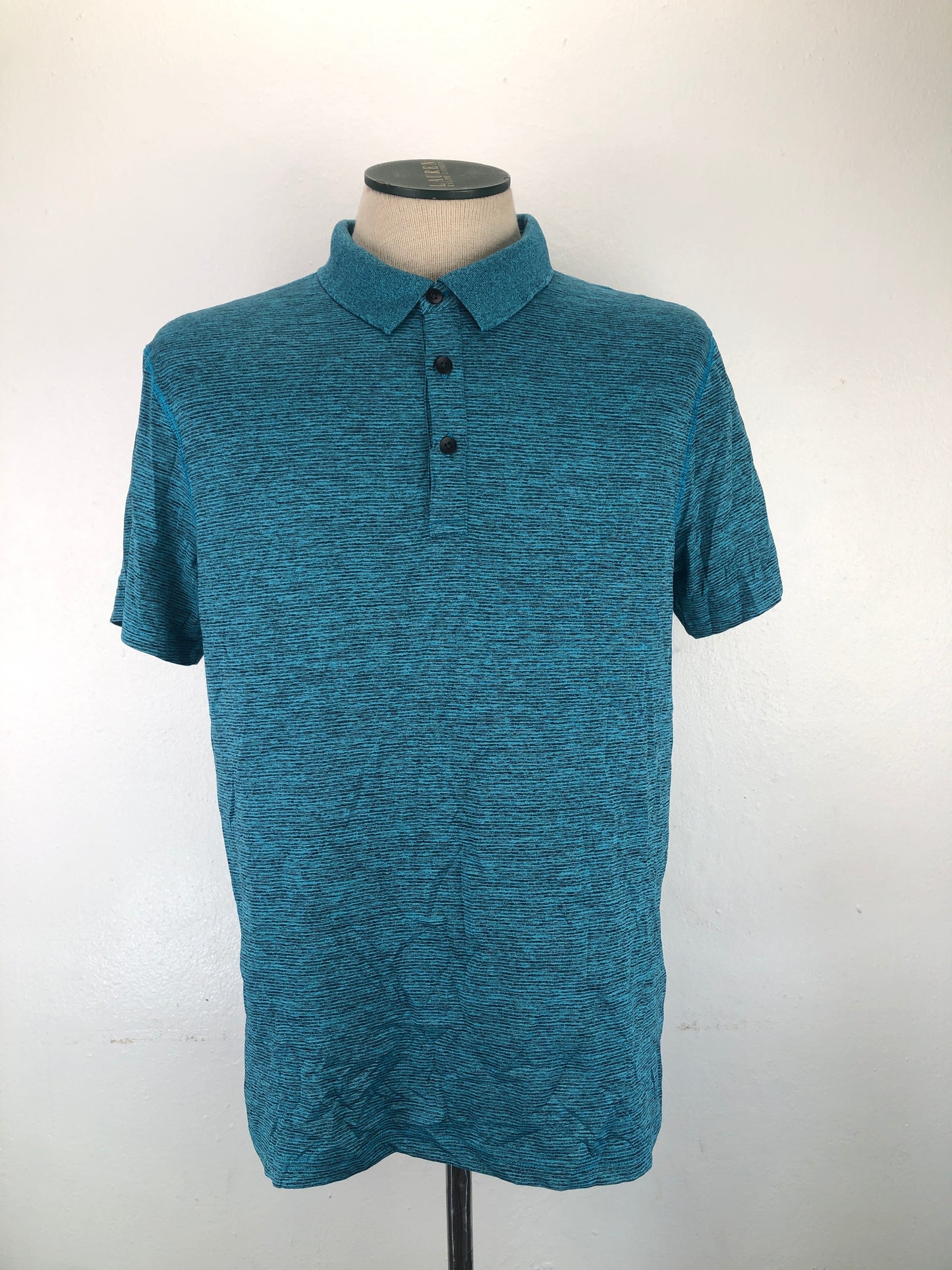 Camiseta Turquesa  Apt.9