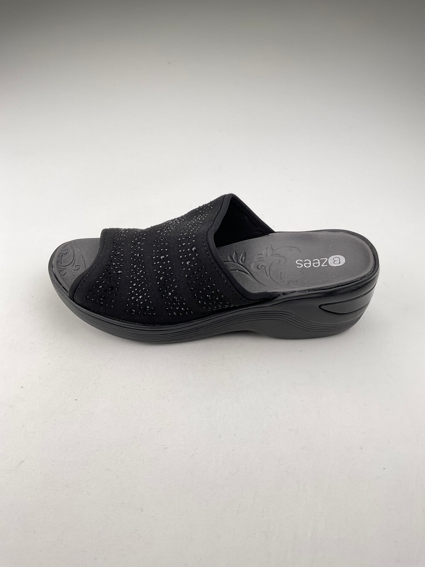 Zapatilla Negro Plataforma Zees