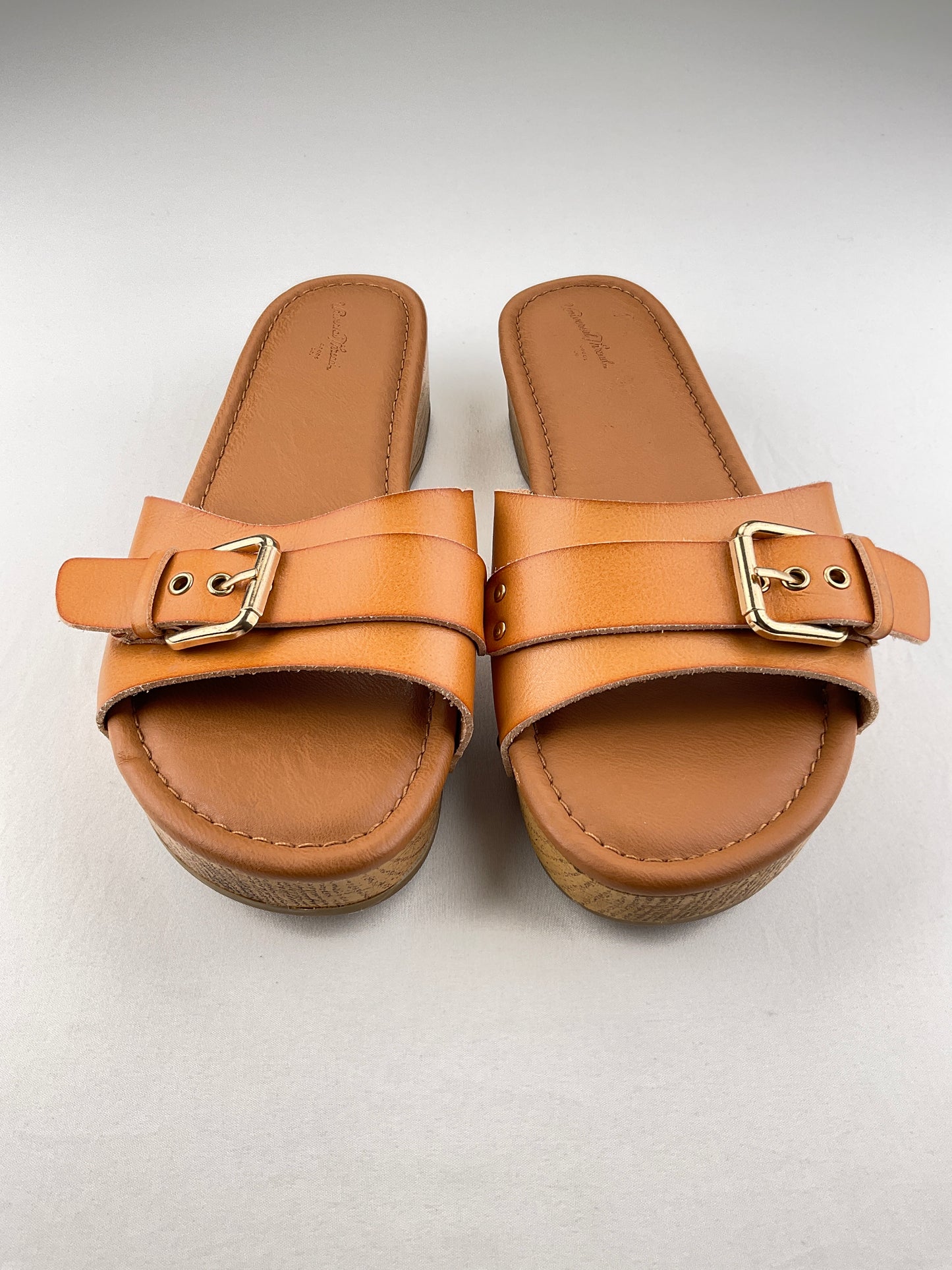 Zapatilla Marron Plataforma Universal Thread