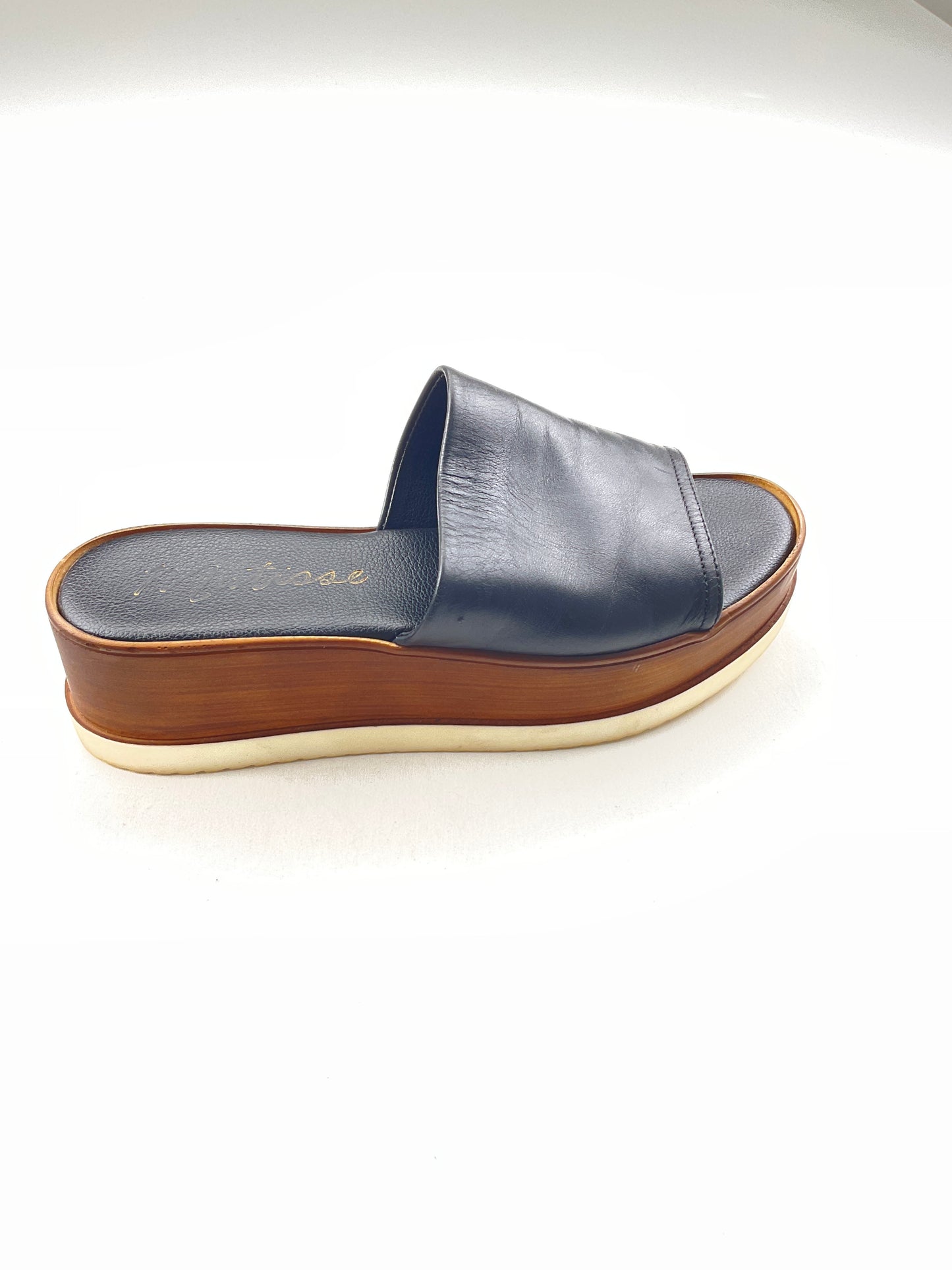 Zapatilla negro Matisse