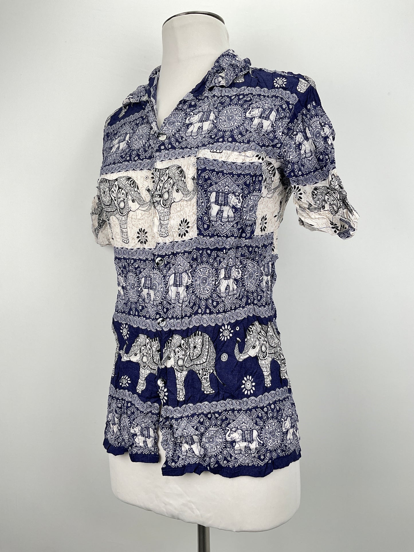 Blusa Azul marino Floral Variangis