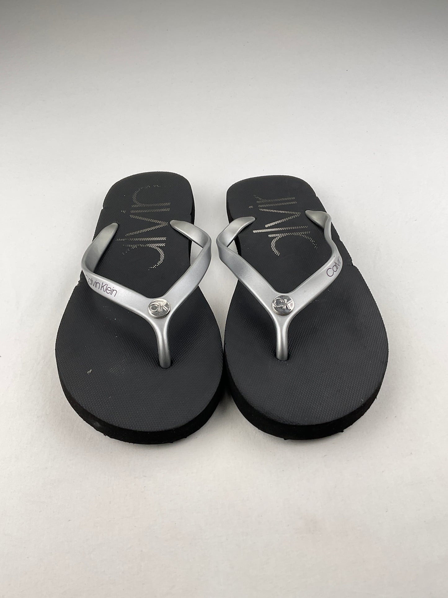 Sandalia  Gris Calvin Kein