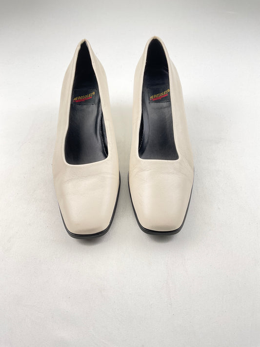 Zapatos crema Aerosoles