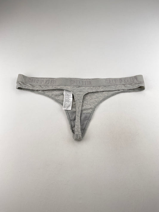 Panti Gris Calvin Klein