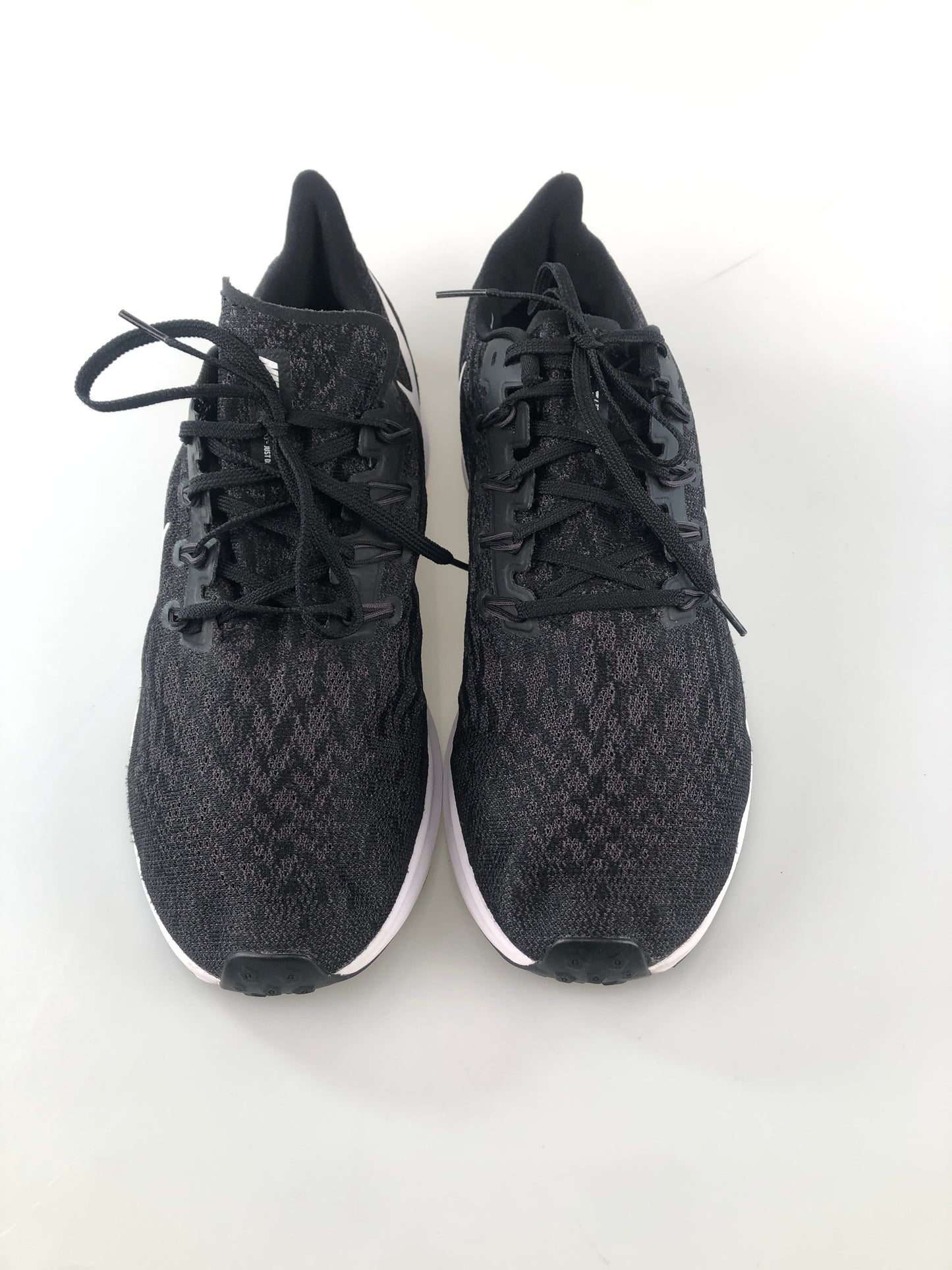 Tenis Negro Deportivo Nike Zoom