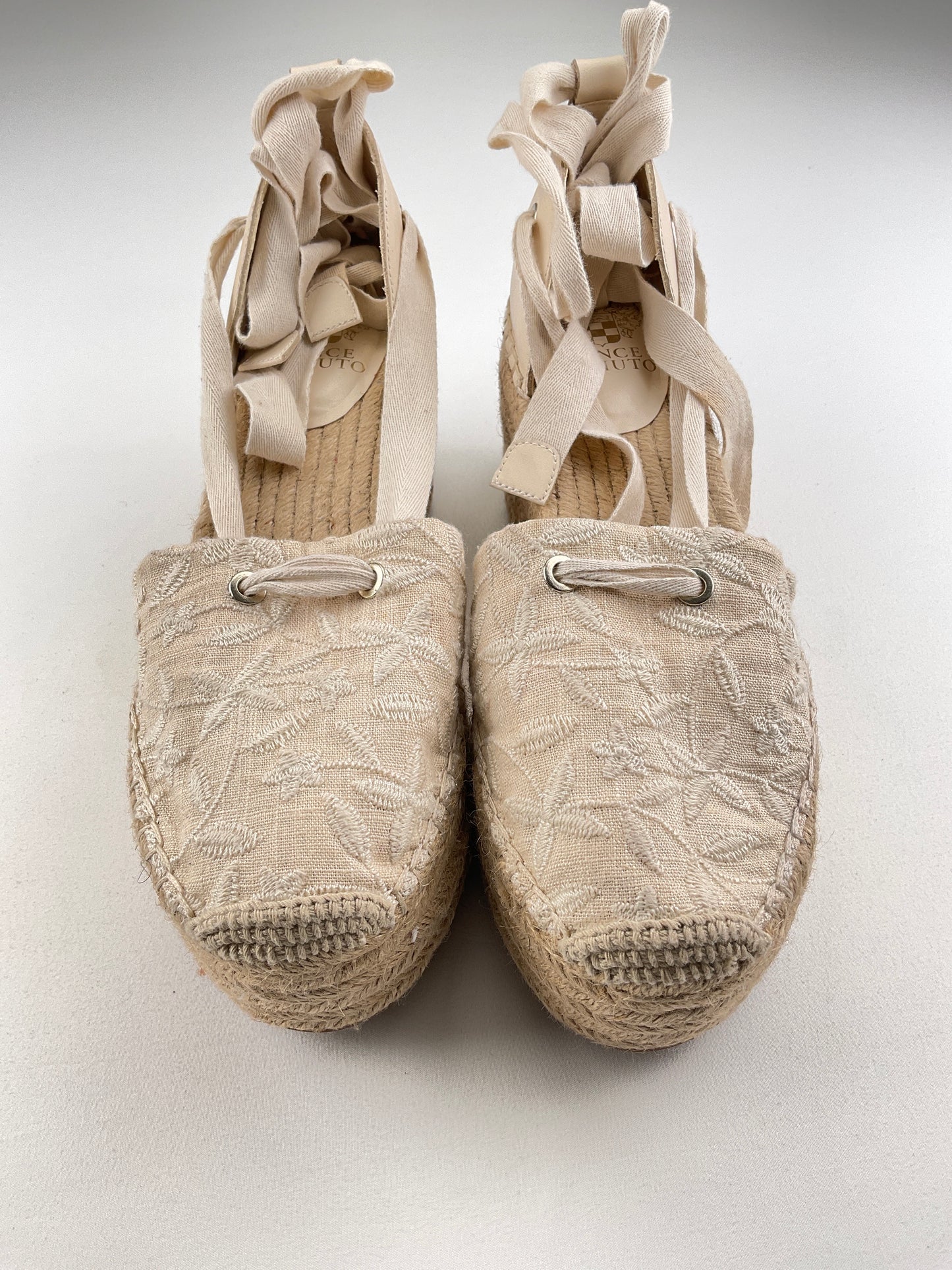 Zapatilla Crema Plataforma Vince Camuto