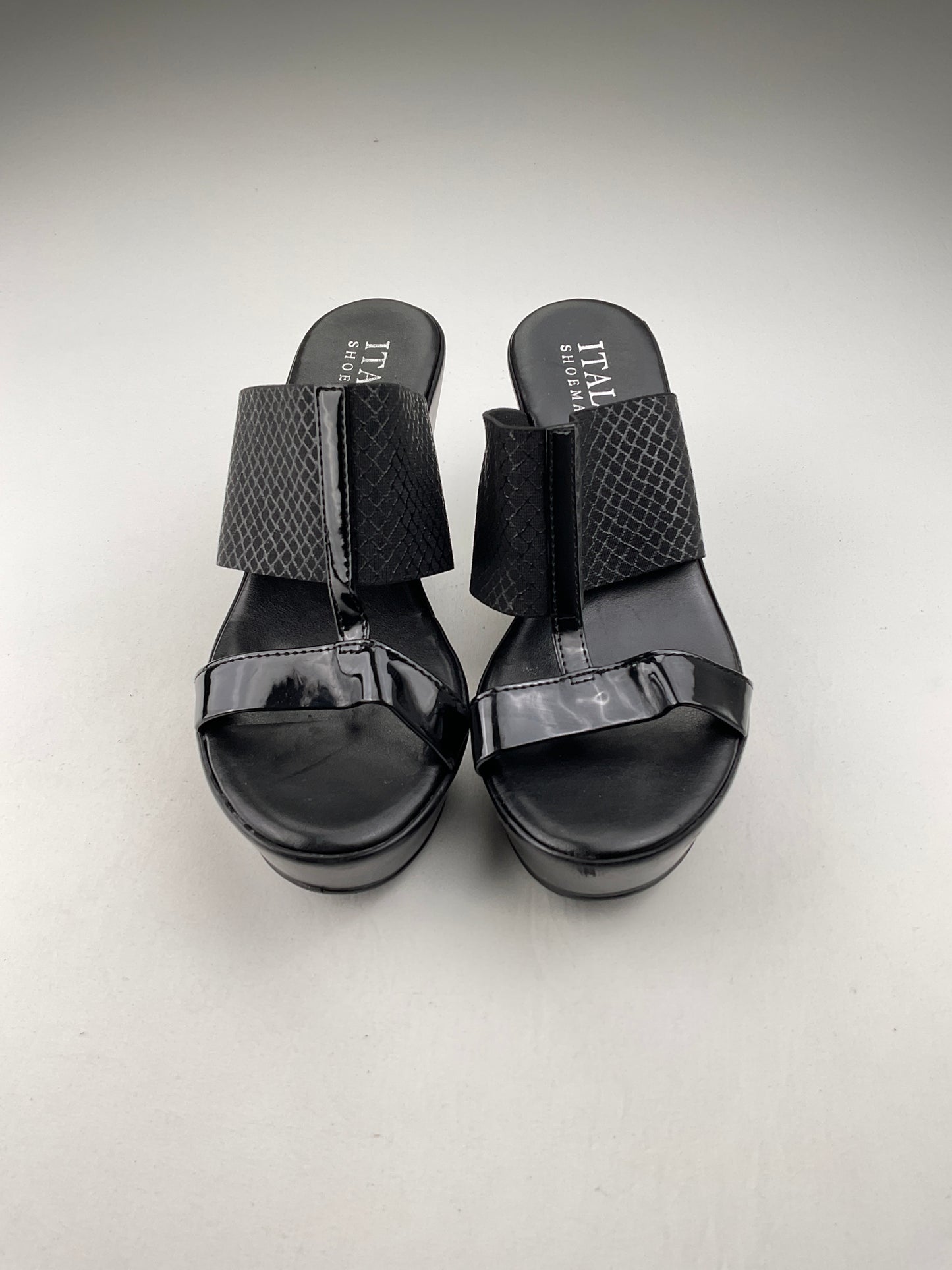 Zapatilla Negro Plataforma Italian