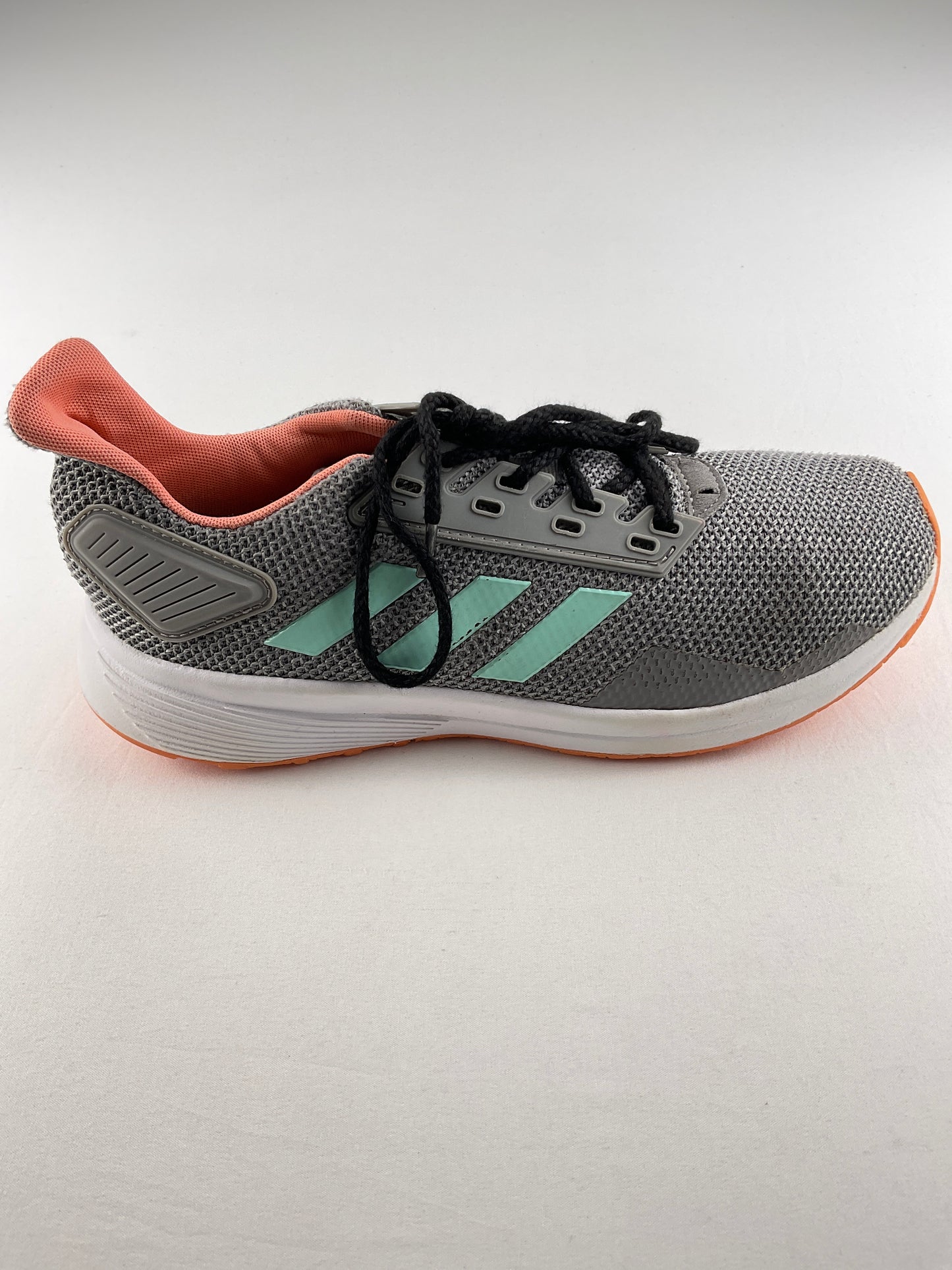 Tenis Gris Deportivo Adidas