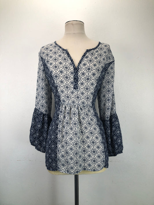Blusa Azul marino  Floral Collection