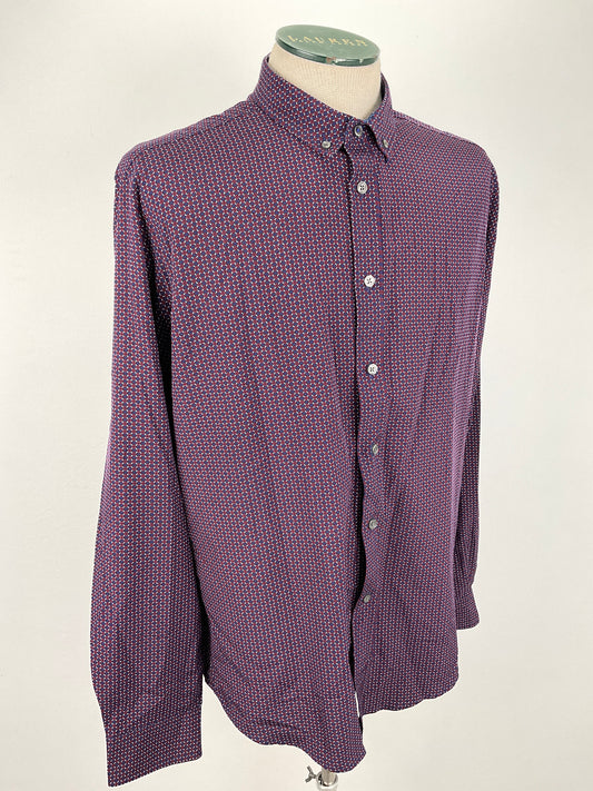 Camisa Azul marino International Report