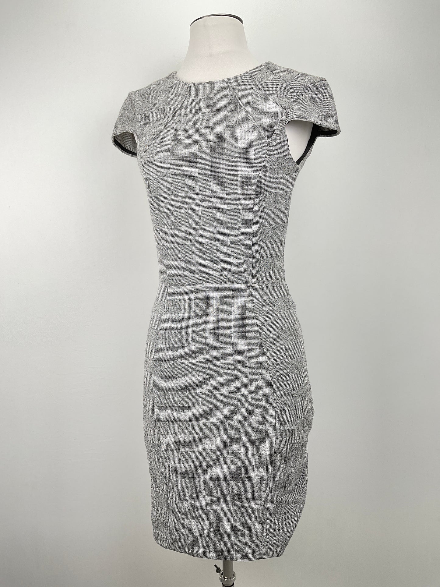 Vestido Gris de Cuadro Hm